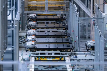 Serienproduktion gestartet: BMW Group eröffnet Werk Irlbach-Strasskirchen